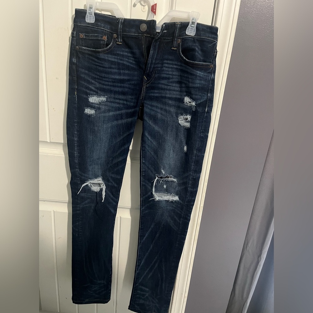 American eagle ripped jeans